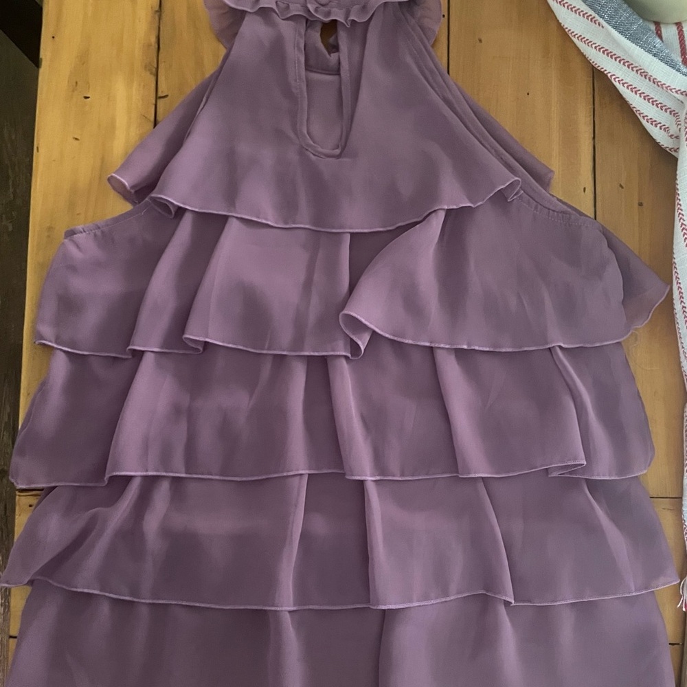 Chic Sleeveless Ruffled Top - Picture 4 of 4